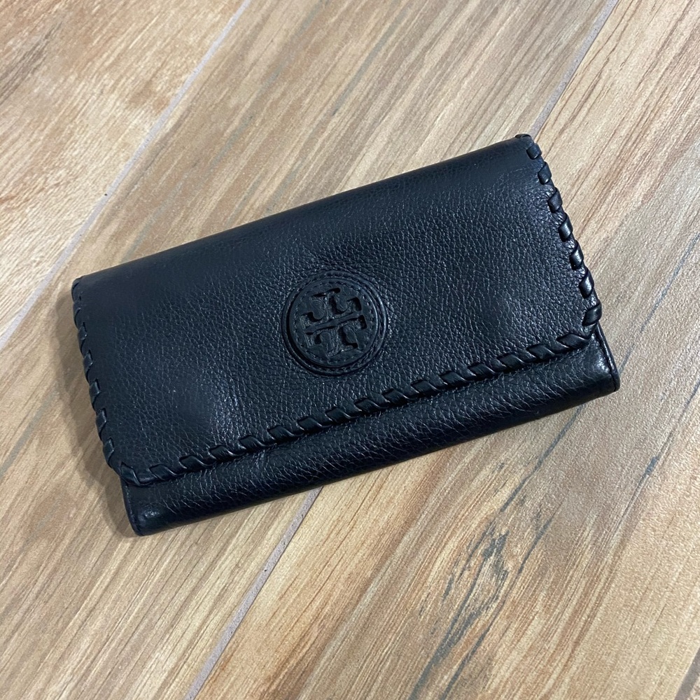 AUTHENTIC Tory Burch Continental Wallet - Black